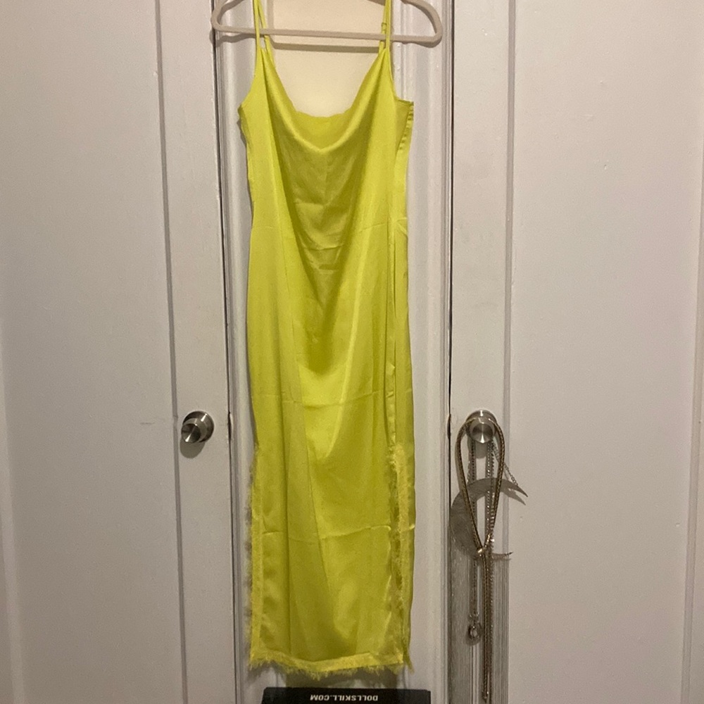 Slip Neón dress